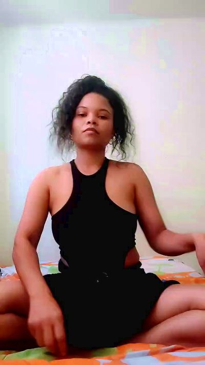 Nicollecute live cam on Cam4