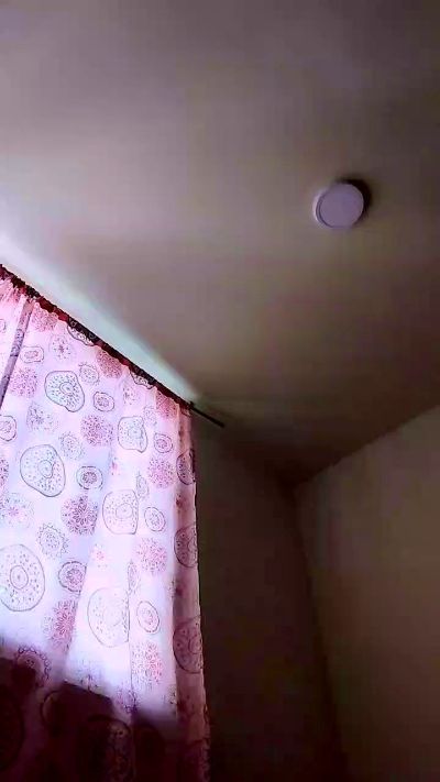 Nicollecute live cam on Cam4