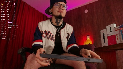 Nicom301 live cam on Cam4