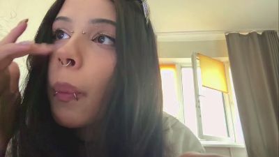 NidaTasler live cam on Cam4