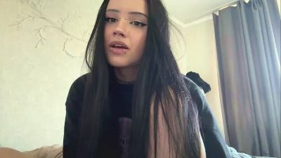 NidaTasler live cam on Cam4