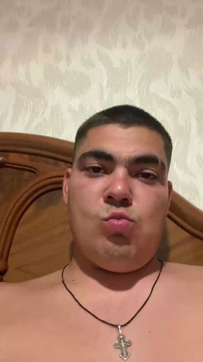 NightWolfUA live cam on Cam4