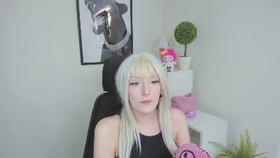 Nika_Dream live cam on Cam4