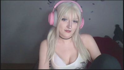 Nika_Dream live cam on Cam4