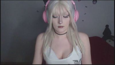 Nika_Dream live cam on Cam4
