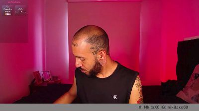 Nikita999_ live cam on Cam4