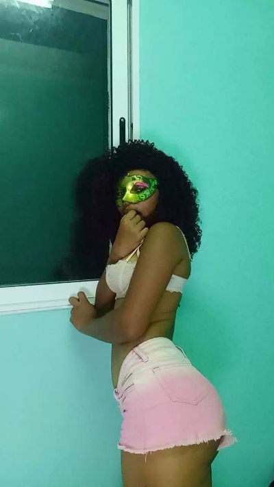 NikitaG live cam on Cam4