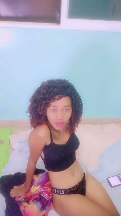 NikitaG live cam on Cam4