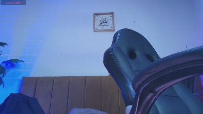 Nikkenyx live cam on Cam4