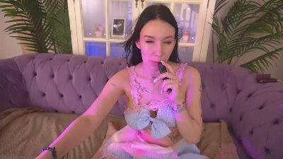 NikkiNikkis live cam on Cam4