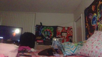 Nikkikittyx3 live cam on Cam4