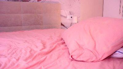 NikoleMontrose live cam on Cam4