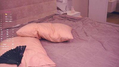NikoleMontrose live cam on Cam4