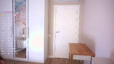 NikoleMontrose live cam on Cam4
