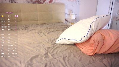 NikoleMontrose live cam on Cam4