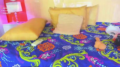 NikollSalas live cam on Cam4