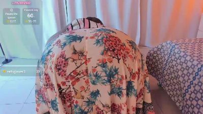NikollSalas live cam on Cam4