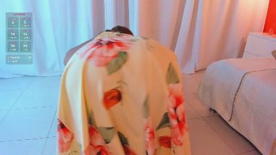 NikollSalas live cam on Cam4