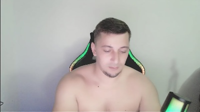 NiksLaRedhott live cam on Cam4