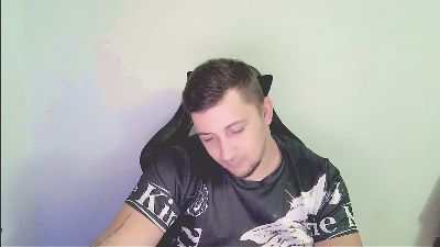NiksLaRedhott live cam on Cam4