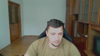 NiksLaRedhott live cam on Cam4