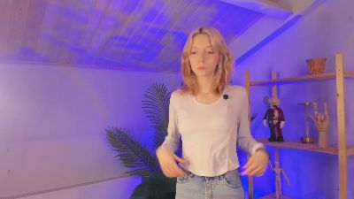 Profile and Statistics for NilsaCecchini on Cam4