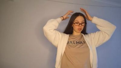 Profile and Statistics for NinaEstell on Cam4