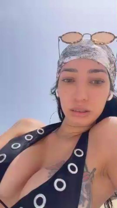 Ninablake live cam on Cam4