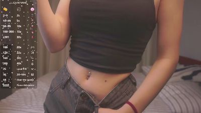 NinfaManivong live cam on Cam4