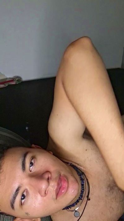 Ninfetinho70 live cam on Cam4
