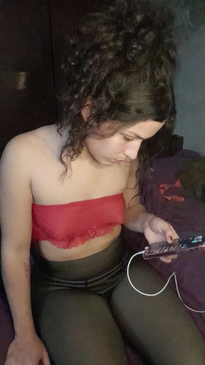 Ninfi live cam on Cam4