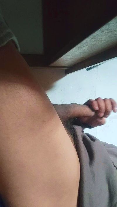 Ninfomano420 live cam on Cam4