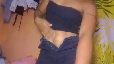 Niriola live cam on Cam4