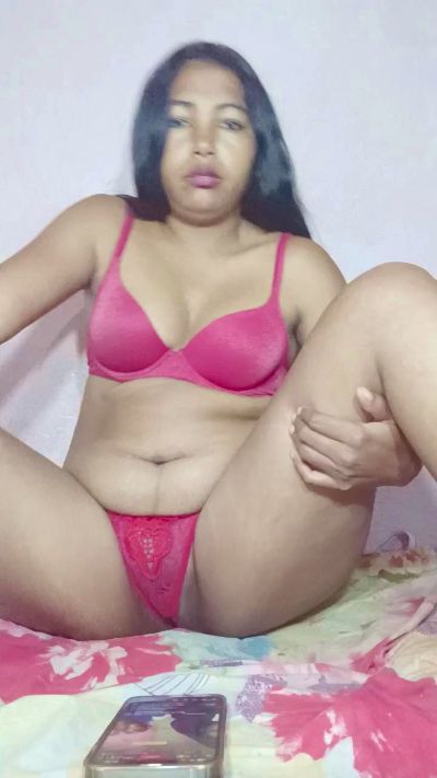 Niryah live cam on Cam4