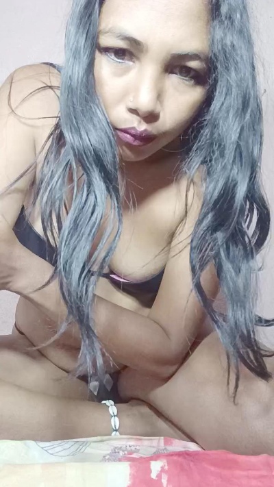 Niryah live cam on Cam4
