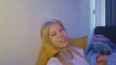 NitaZeyadeh live cam on Cam4