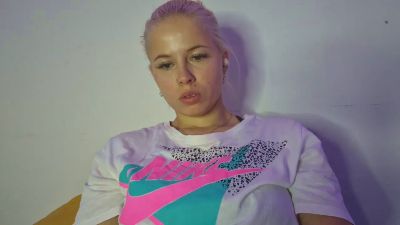 NitaZeyadeh live cam on Cam4