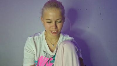 NitaZeyadeh live cam on Cam4