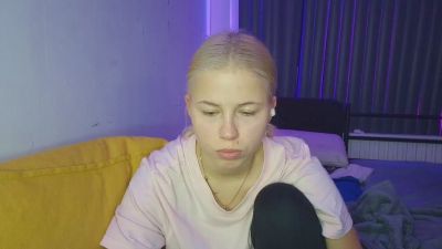NitaZeyadeh live cam on Cam4