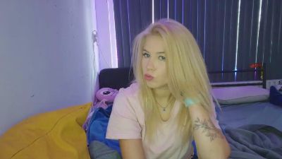 NitaZeyadeh live cam on Cam4
