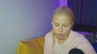NitaZeyadeh live cam on Cam4