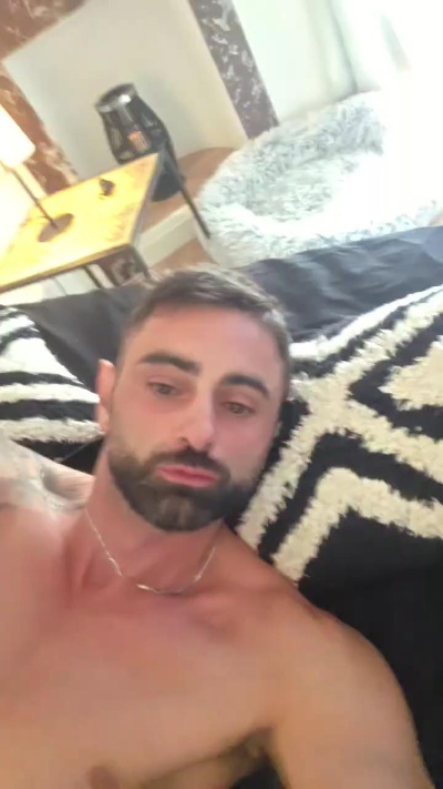 No_Control_X live cam on Cam4