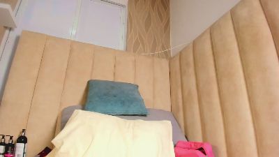 NoahBrunette1 live cam on Cam4
