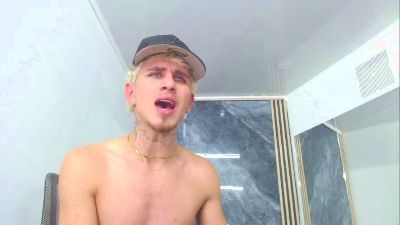 NoahDant live cam on Cam4