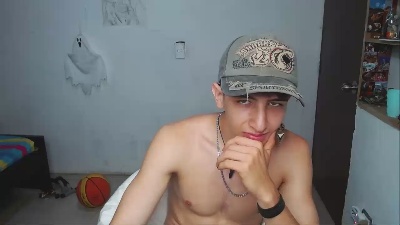 Noah_sokolov_ live cam on Cam4