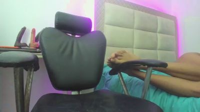 Noahcogido live cam on Cam4