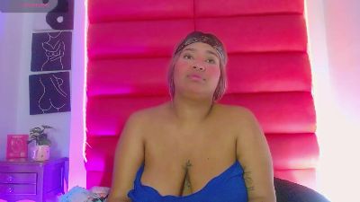 Noahgrace live cam on Cam4