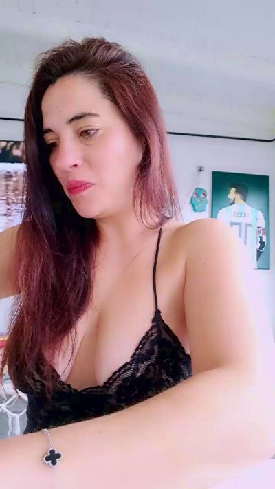 Noehott live cam on Cam4