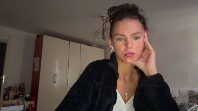 NoellaNadine live cam on Cam4