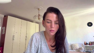 NoellaNadine live cam on Cam4